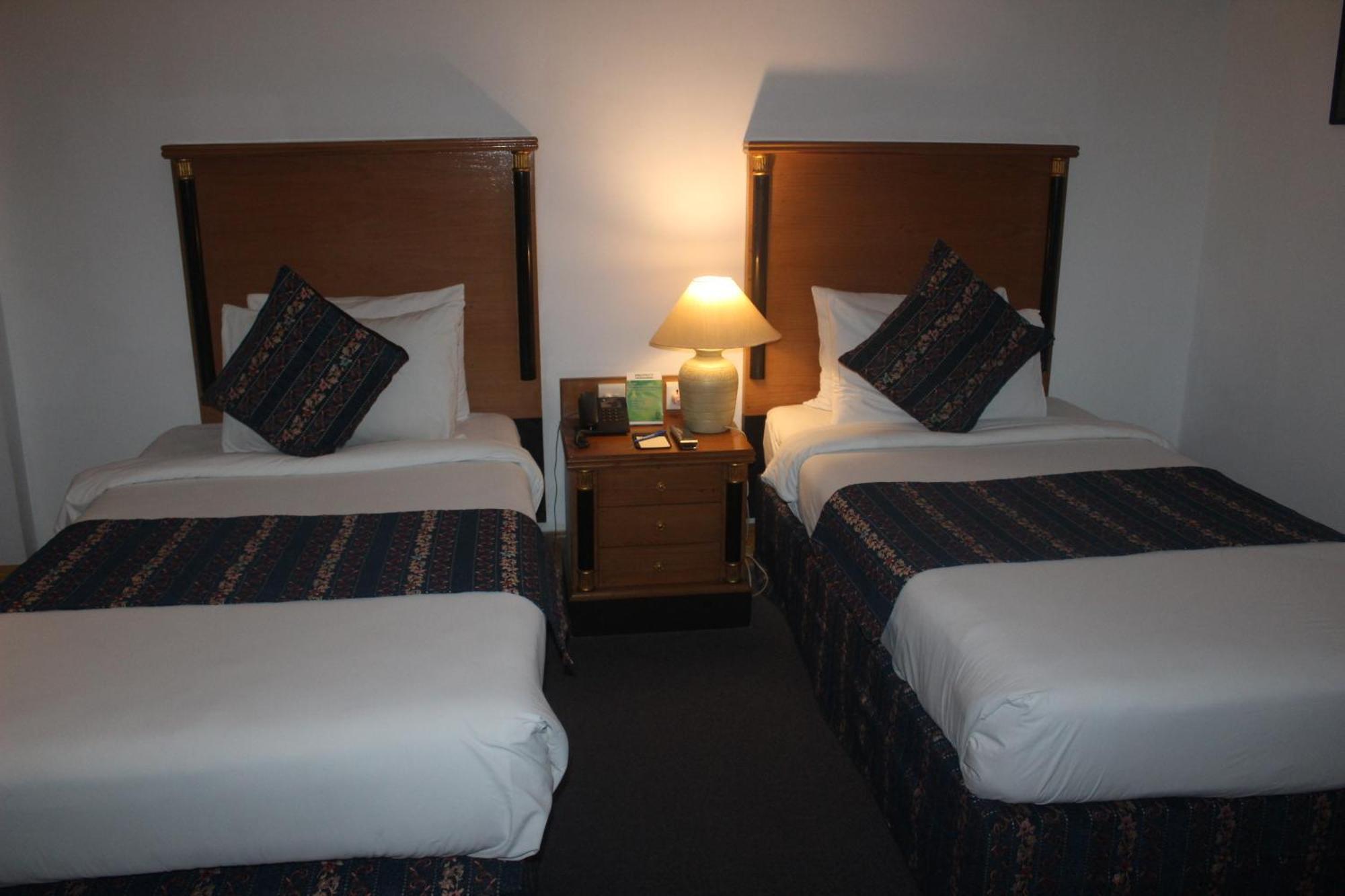 Mehran Hotel Karaczi Zewnętrze zdjęcie
