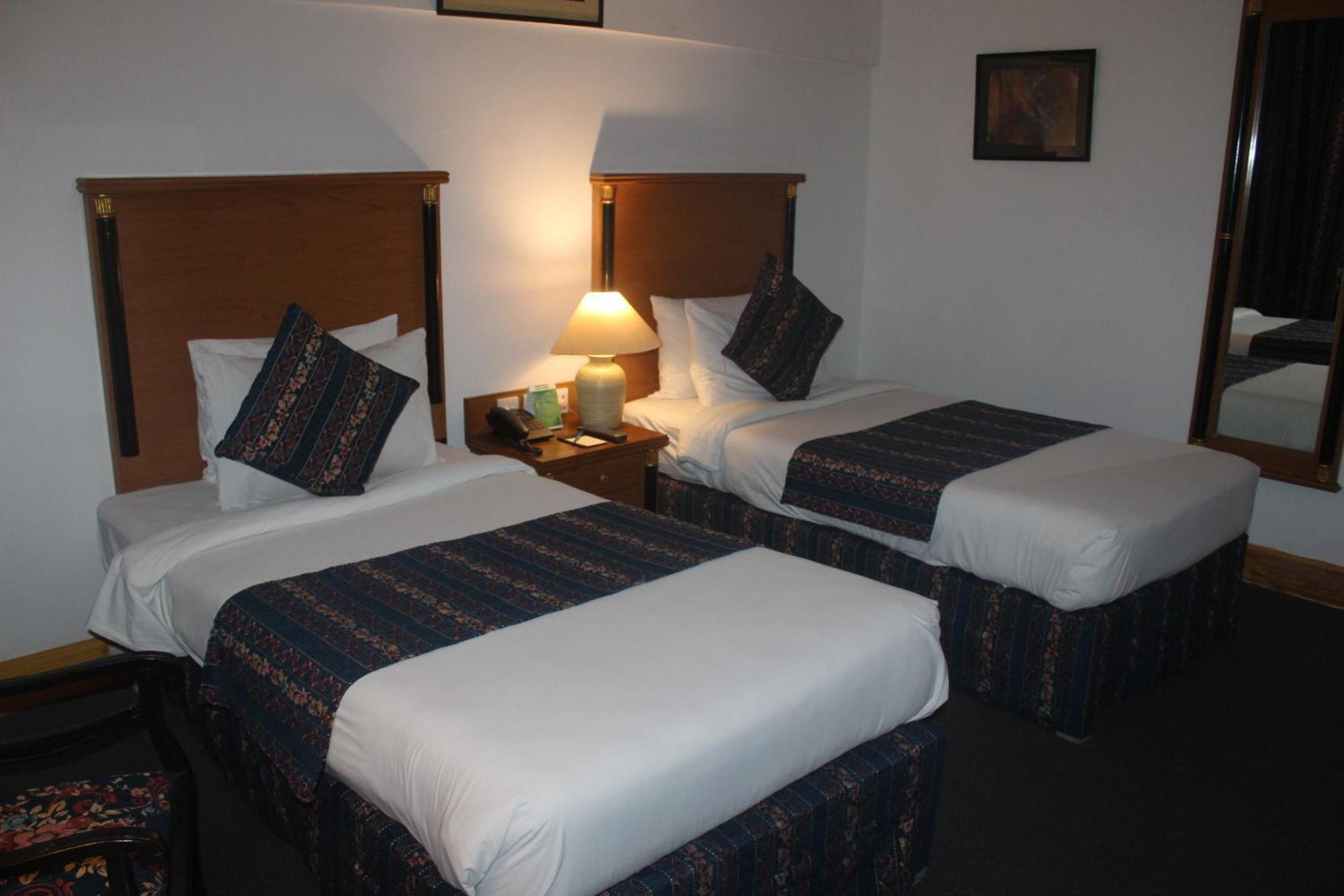 Mehran Hotel Karaczi Zewnętrze zdjęcie